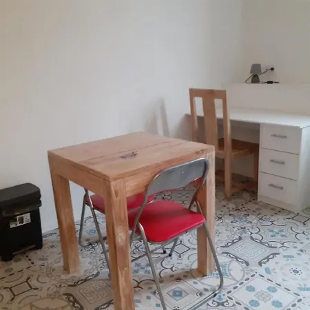 度假居 Simplistic Holiday In Near Opera Museum *