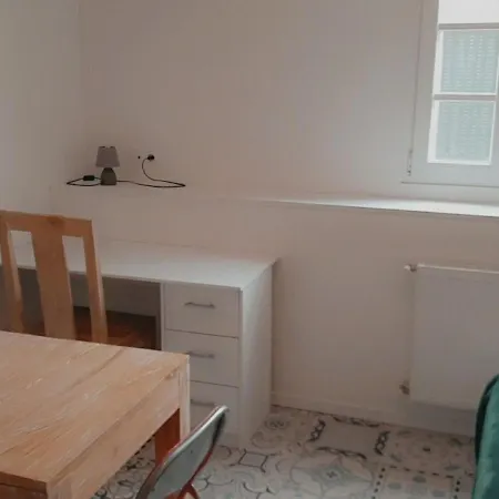 Simplistic Holiday In Near Opera Museum 度假居